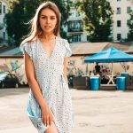 8 moduri de a purta o rochie lungă în ținute casual