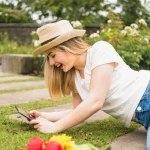 Cum să planifici o grădină care arată bine în toate anotimpurile